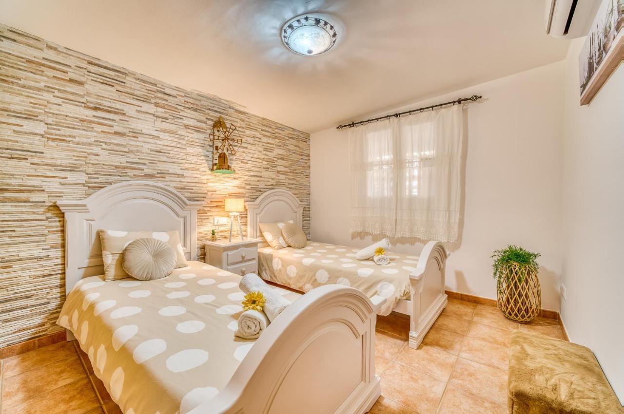 Ideal Property Mallorca - Can Caragol Inca Exterior photo